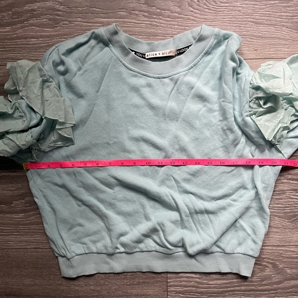 Alice+Olivia Blue Green Crew Neck Long Ruffle Sleeves Cropped Sweatshirt Size M - Picture 6 of 8